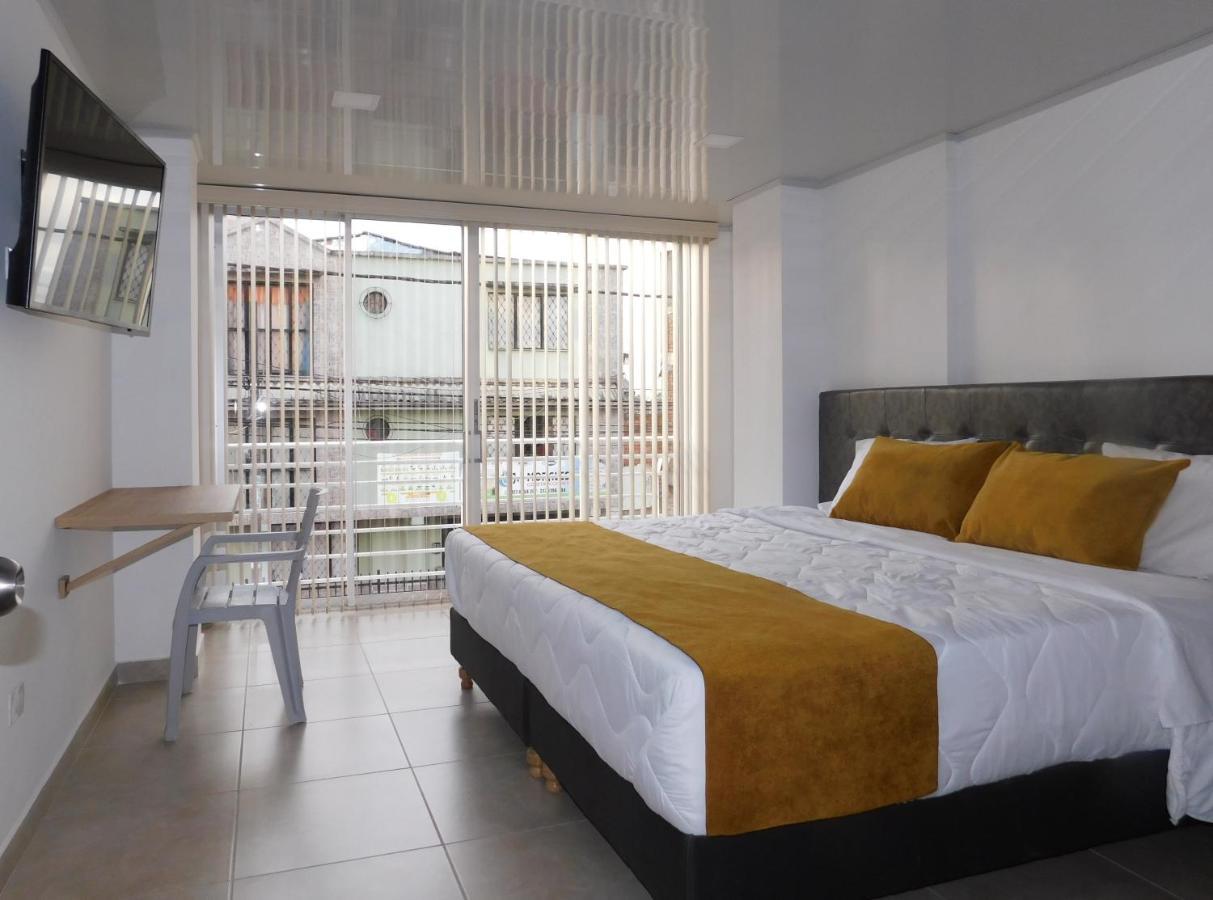 Hotel Monarka-edificio *